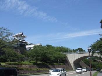 金沢城石川門.jpg